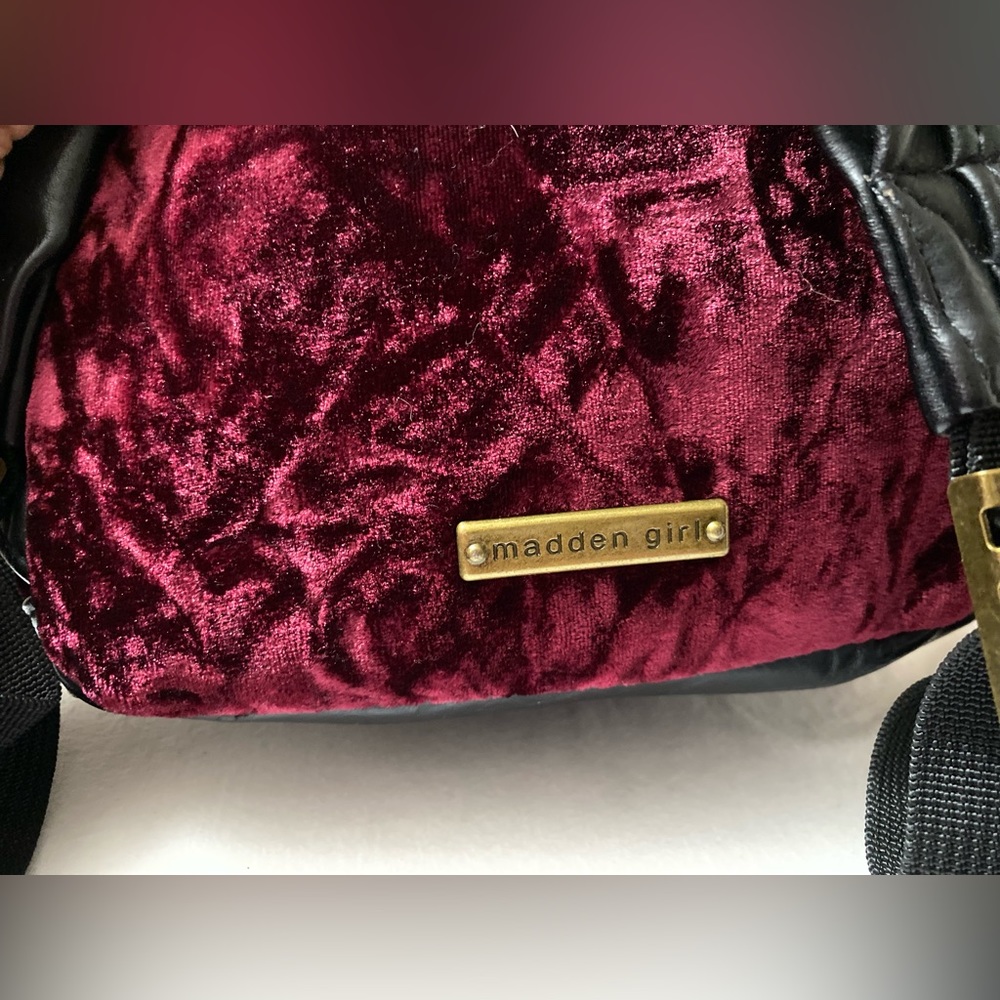 Velvet backpack 🎒 - Picture 6 of 6